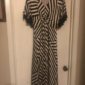 Sachin & Babi size 4 long party dress.